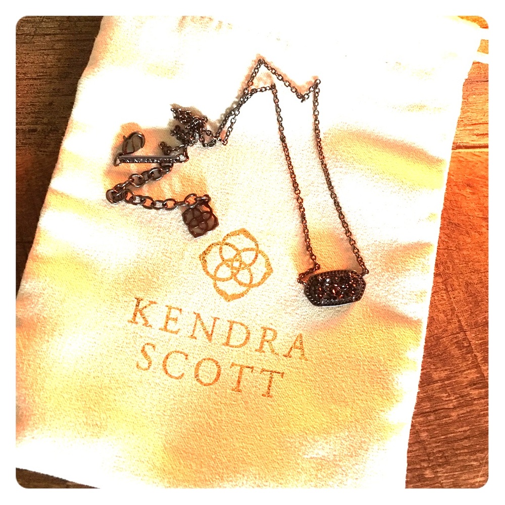 Kendra Scott Elisa Pendant Necklace in Black Druzy